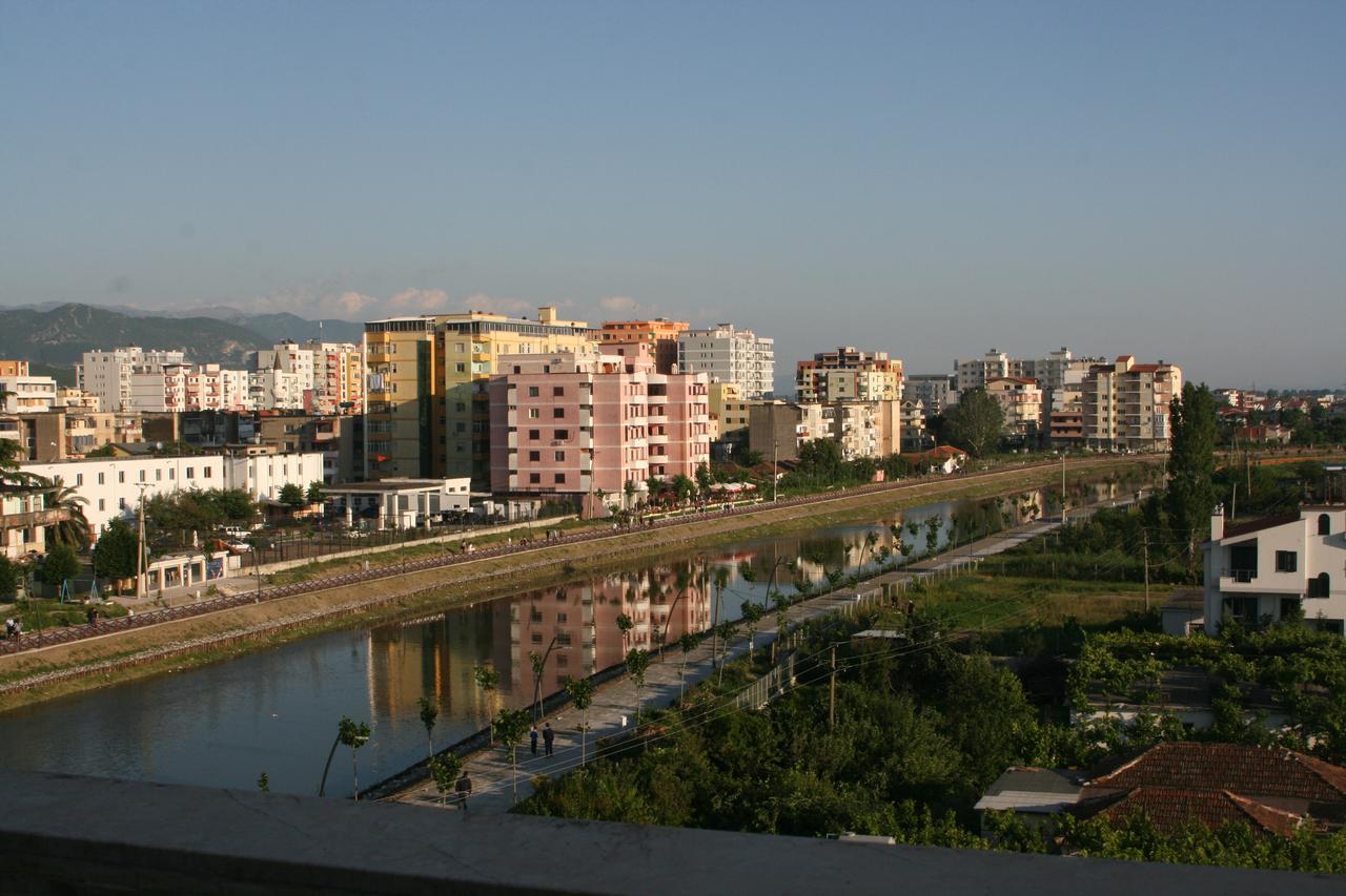 Hotel Siklad Lezhë Dış mekan fotoğraf